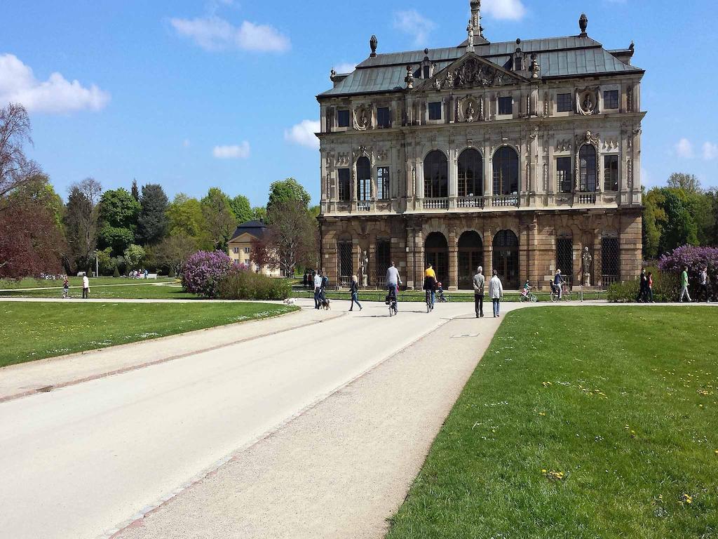Fewo 2,4,5,6 Altstadt - Am Grossen Garten Dresden Room photo